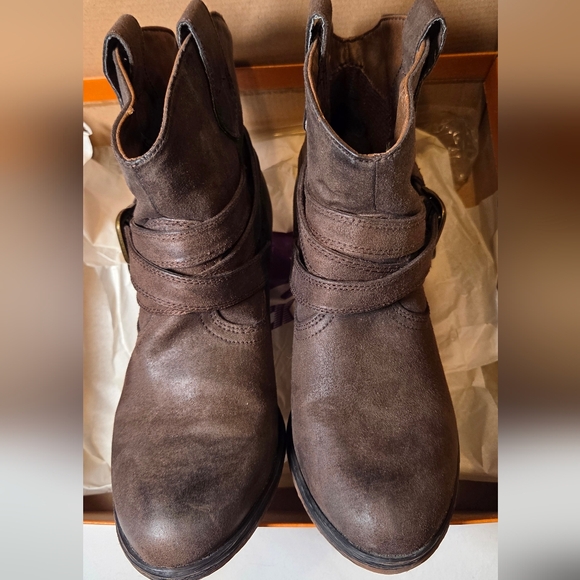 Rocket Dog Women’s Satire Modern Ankle Boot with Pull-Up Tabs EUC - Picture 3 of 10